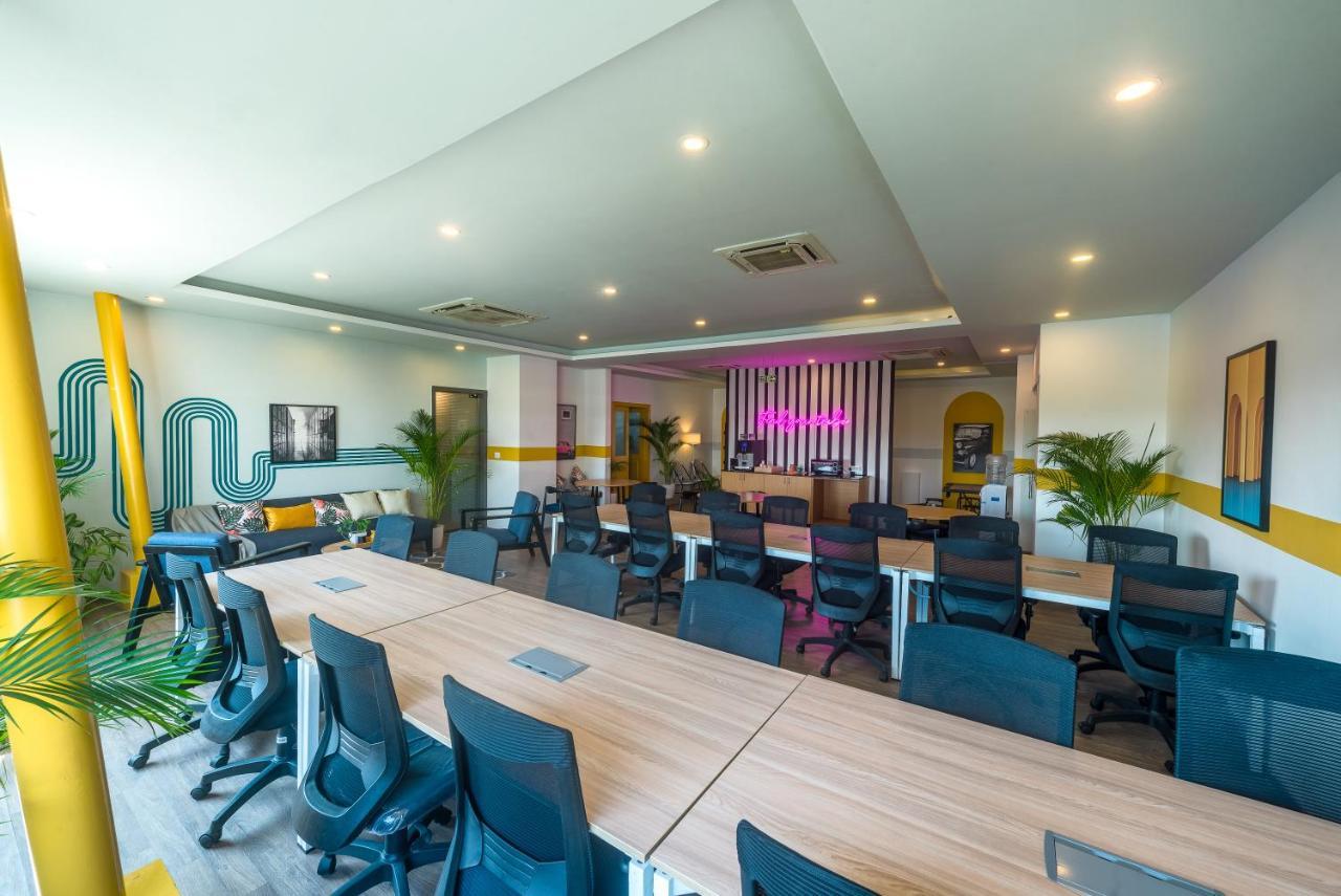 Olive Hotel Indiranagar By Embassy Group Bangalore Exterior photo